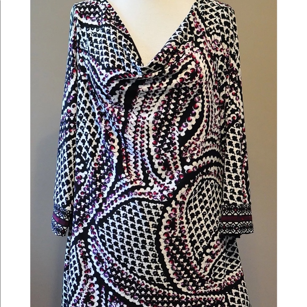 White House Black Market Tunic Shirt Size Medium